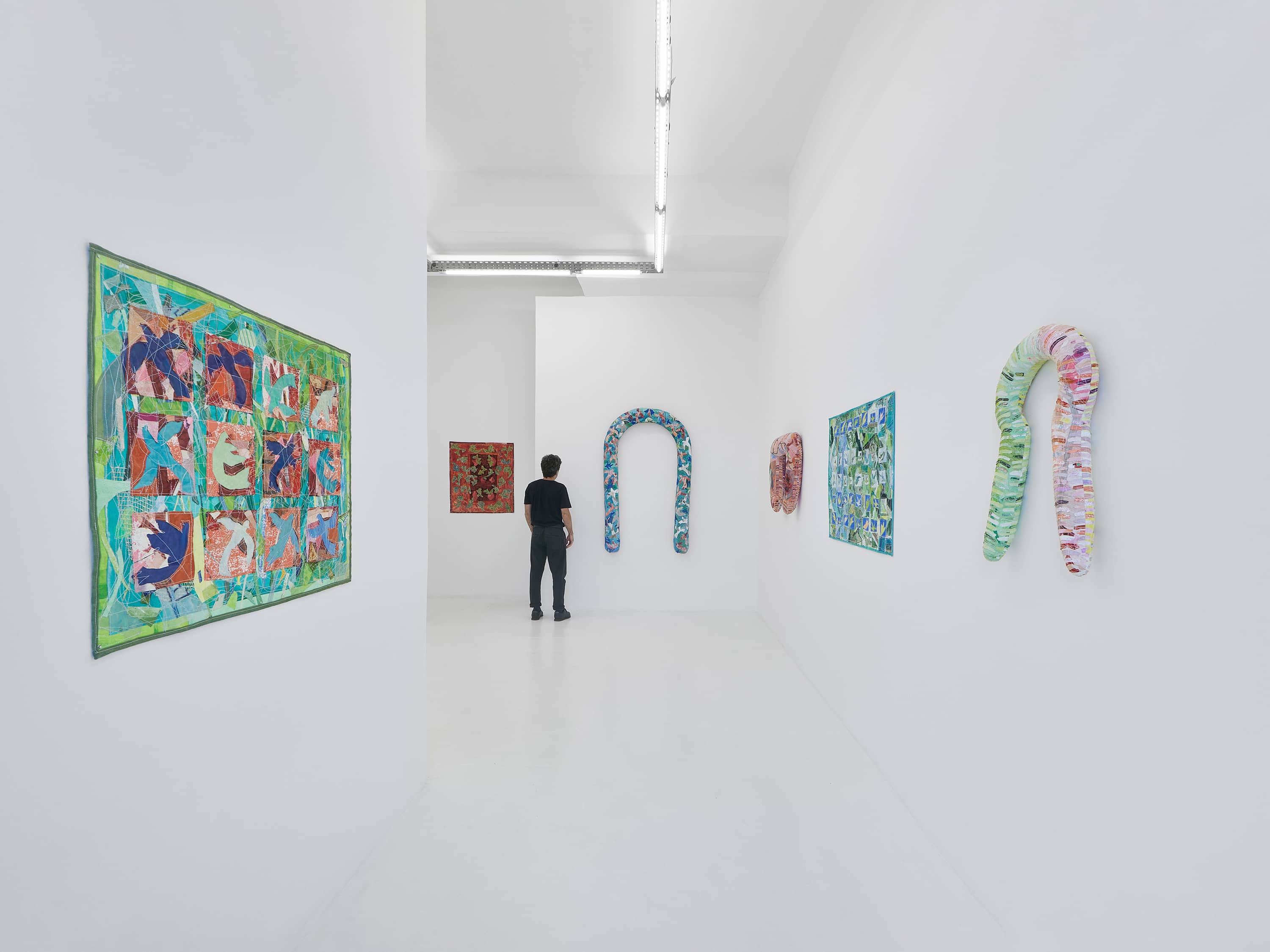 Vista da exposição 'Firulas' – Andre Barion Exposição Firulas (2023) - Andre Barion